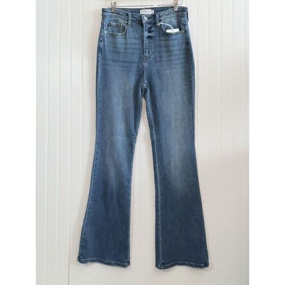 Cello High Rise Jeans With Back Slit Bootcut 5 Pocket Zipper Distressed  ￼Size 9 - Picture 1 of 6